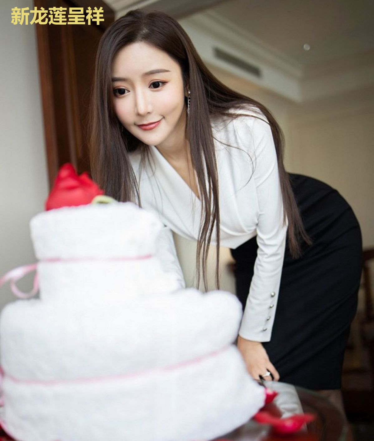 新龙莲呈祥